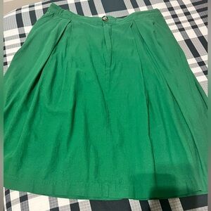 Who What Wear size 16 emerald green color skirt